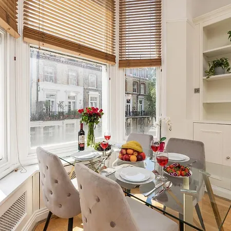 Stay Kensington & Chelsea London Exterior photo